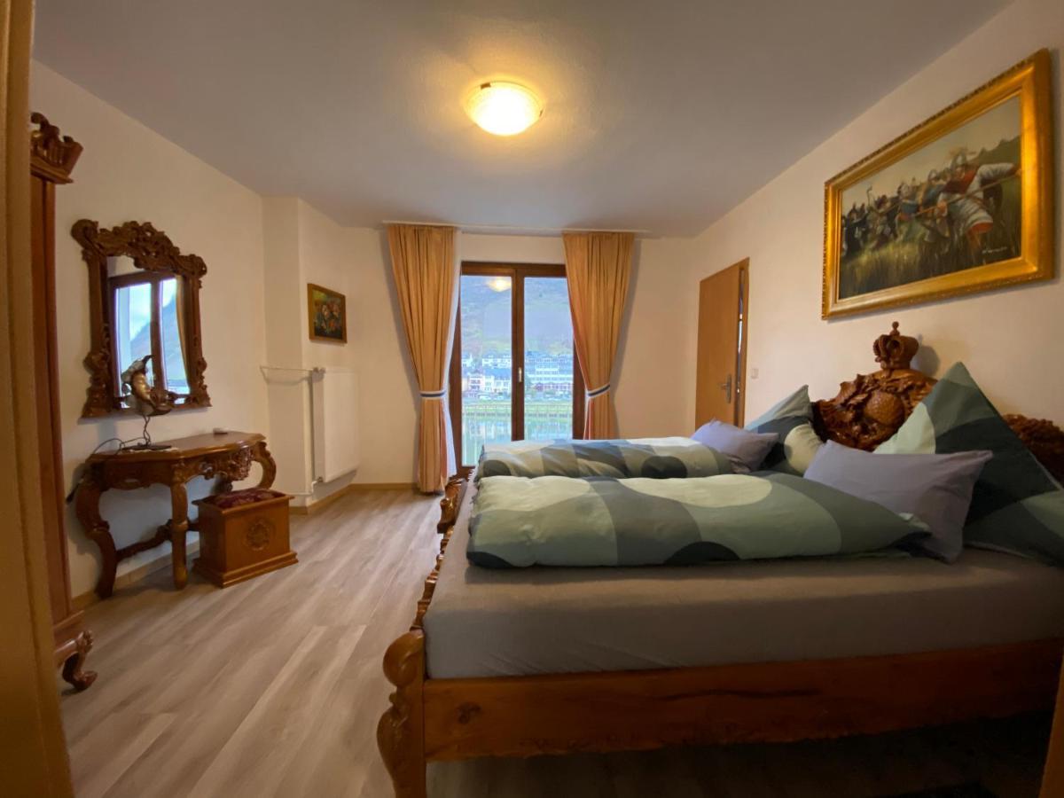 Holiday Apartment mit Moselblick in Moselhaus Cochem Exterior foto