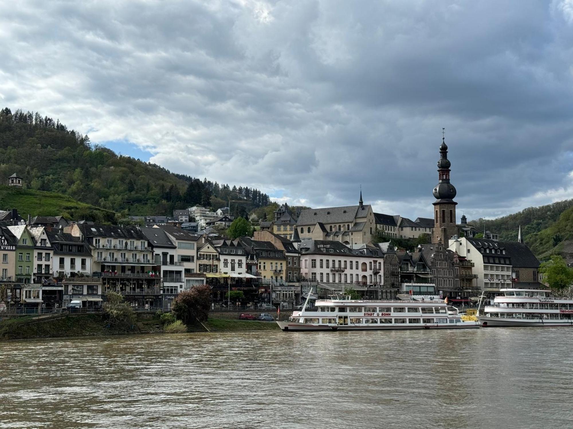 Holiday Apartment mit Moselblick in Moselhaus Cochem Exterior foto